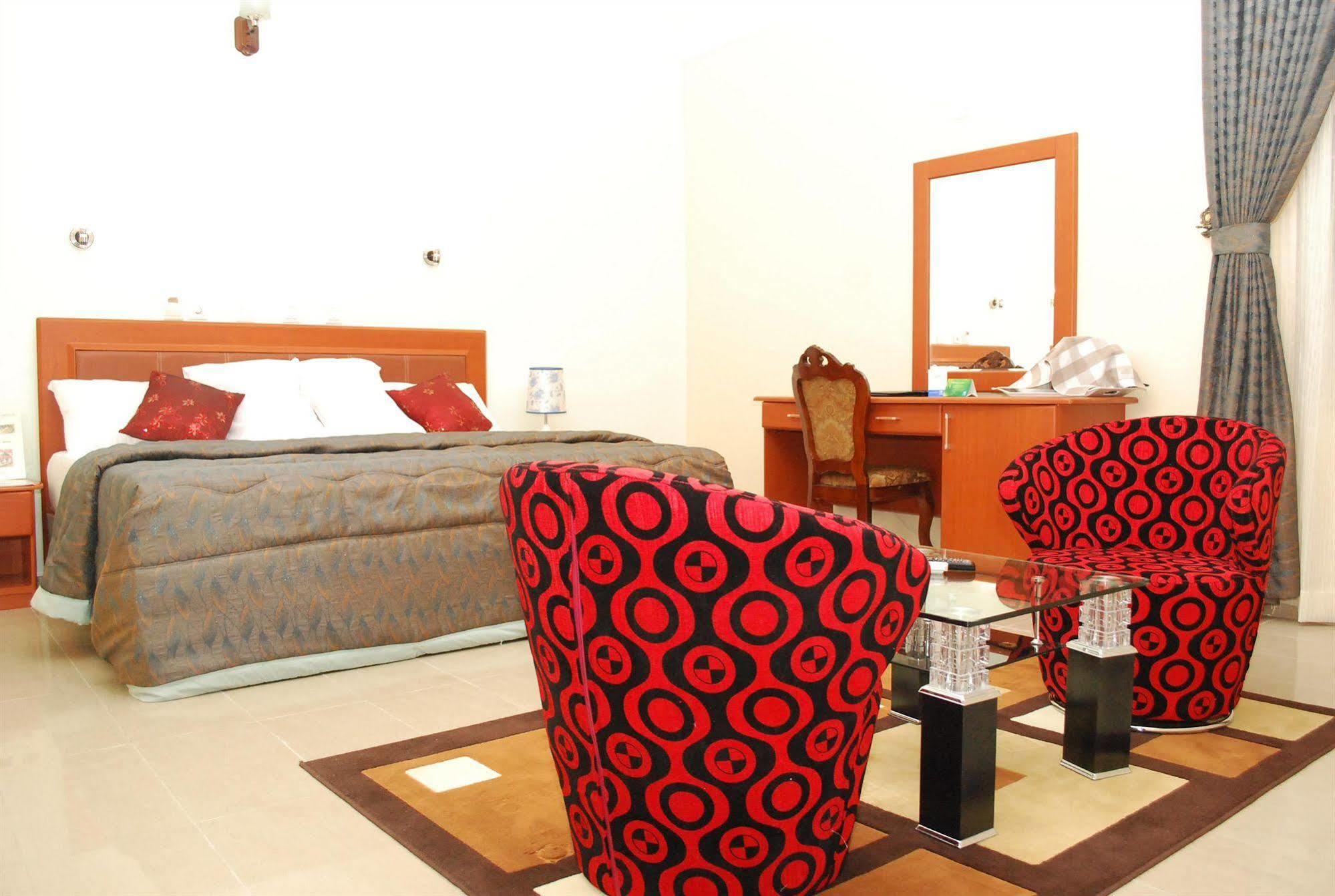 Hemas Hotel Abuja Exterior foto